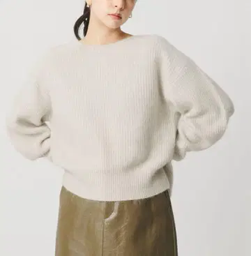 르쿠르 블랑 폭스 혼방 보트넥 풀오버 베이지