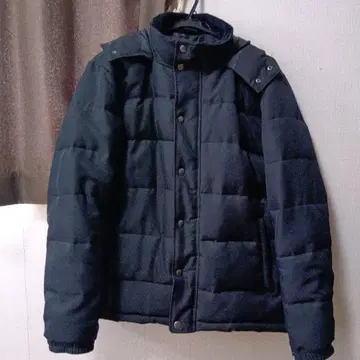 블랙 다운 자켓 퀼팅 디자인 IGNIO