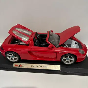 Maisto 포르쉐 카레라 GT 레드