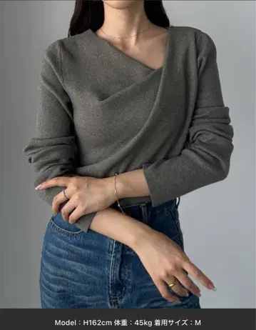 [ Louere ] 드레이프 아지메넥 니트탑