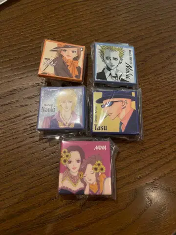 나나 CD풍 아크릴 키링 세트