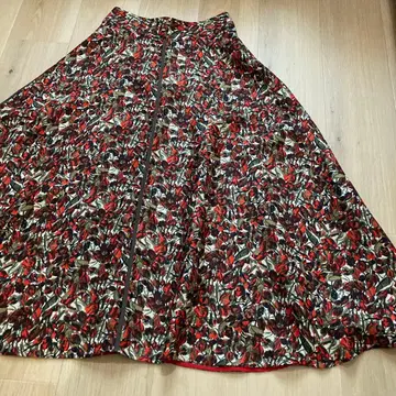 [ 새상품 미사용 ] IENA 이에나 꽃무늬 플레어 롱 스커트