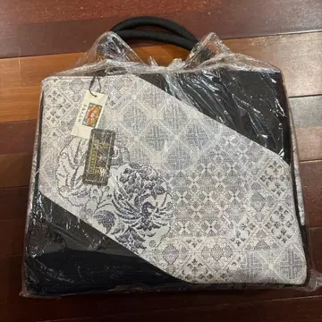 채소경 꽃무늬 일본 의류용 백 블랙/화이트