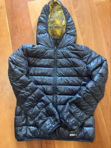 울트라 라이트 다운 자켓 블랙 쿠사마 야요이 리버서블