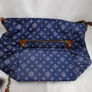 네이비 꽃무늬 숄더백 russet