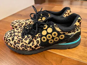 SVOLME(스볼메) 한정판 레오파드 무늬 Union Runner