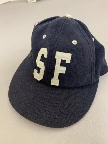 네이비 SF 자수 캡