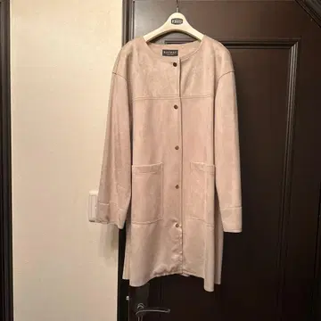 RAFRAT 베이지 스웨이드풍 자켓