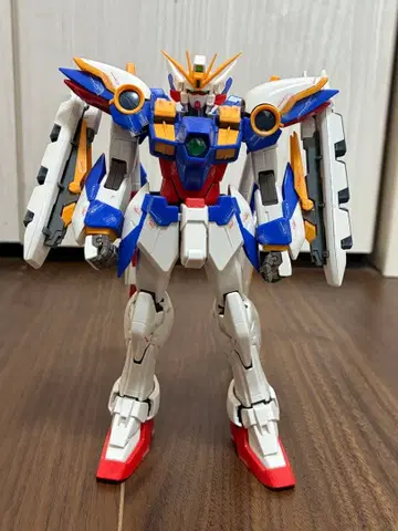 MG 건담 프라모델 윙 건담