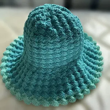 스카이블루 프릴 니트 햇