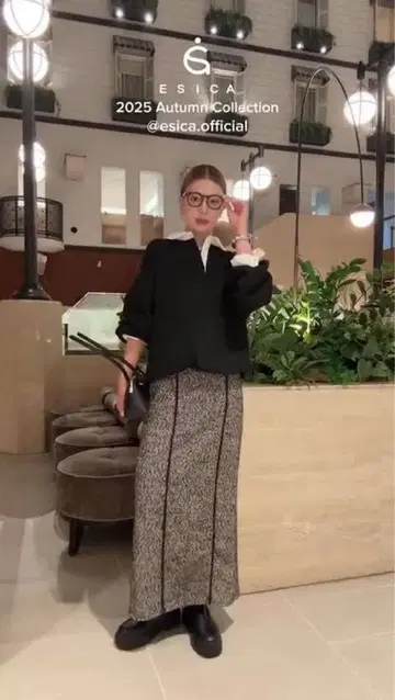 ESICA 라인 트위드 와이드 스커트 블랙