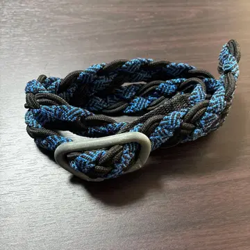 THOMAS BATES 카라비너 버클 메쉬 벨트