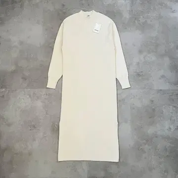 CABaN 코튼 캐시미어 하이넥 원피스