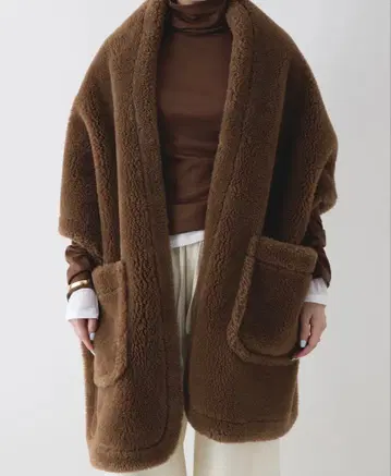 HAUNT 하운트 보아 롱 스톨 브라운