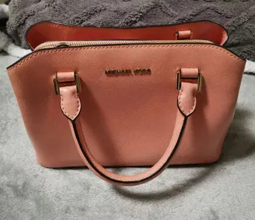 MICHAEL KORS 핑크 숄더백