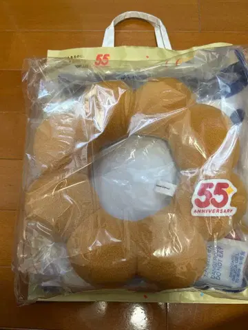 미스터 도넛 55주년 기념 쿠션