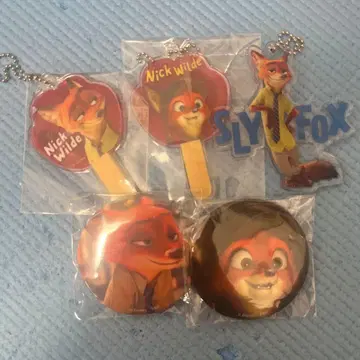 주토피아 해피 복권 닉 캔뱃지 키링