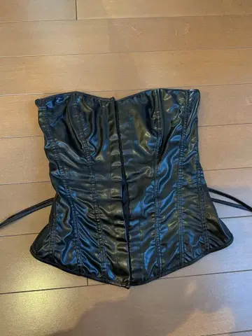 블랙 레이스업 뷔스티에