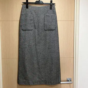 미사용품 이에나 앞 포켓 격자 무늬 타이트 스커트