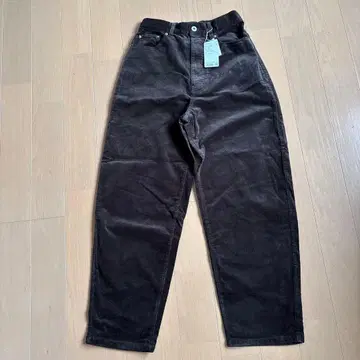 다크 브라운 코듀로이 캐주얼 팬츠