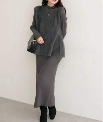 페더 페플럼 베스트 + 리브 타이트 원피스 SET