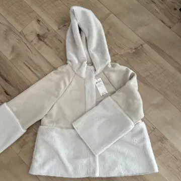 any SIS 럭셔리 페이크 무스탕 코트 (아이보리 베이지)