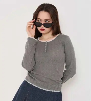 [ TINA: JOJUN ] 클리어 버튼 헨리넥 티셔츠