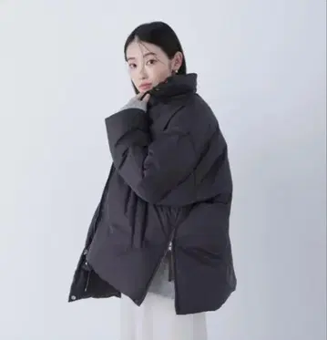 택 포함 새상품 심리스 미들 다운 블랙 M