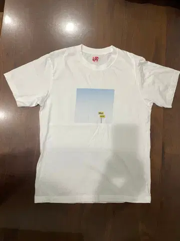 유니클로 x 니콘 Nikon 오이마치점 오픈 한정판 T셔츠 L