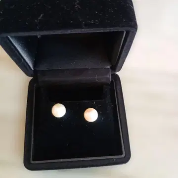 화이트 펄 스터드 귀걸이 약 8mm