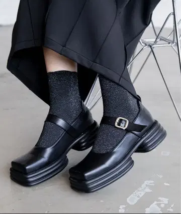 VACANCY 통굽 로퍼 M 사이즈