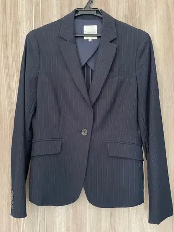 쿠미쿄쿠 수트 자켓 사이즈 3