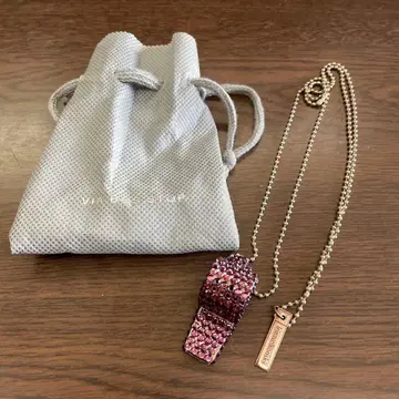 VIA BUS STOP 핑크 크리스탈 목걸이