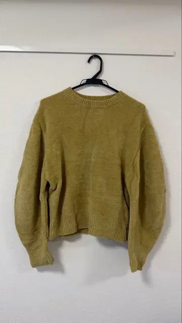 몰 니트 볼륨 슬리브 풀오버