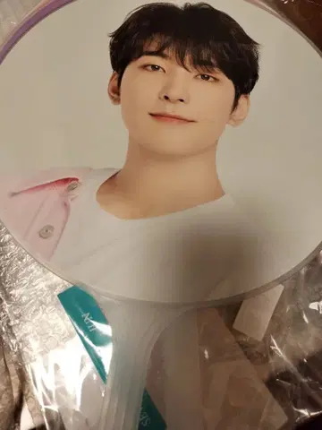 원우 케렌 부채 SEVENTEEN WONWOO caratland