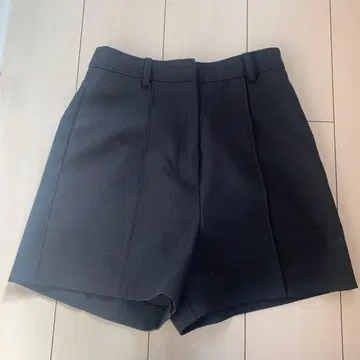 SNIDEL 블랙 숏팬츠