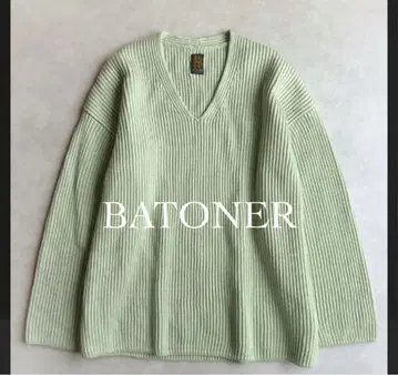 바토너 BATONER 리브 v넥 니트 그린