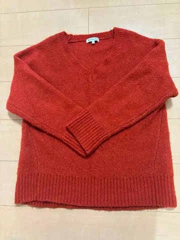 오렌지 V넥 니트 스웨터 L 사이즈
