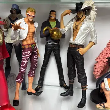 원피스 제일복권 왕하 칠무해 크로커다일 도플라밍고 미호크 피규어