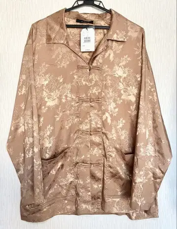 [새상품] w closet 차이나 셔츠 일본풍 패턴 꽃무늬 베이지