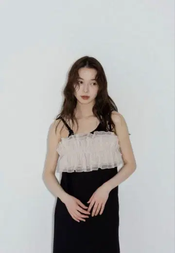 [ 택 포함 새상품급 ] Eaphi nuance tulle bustier