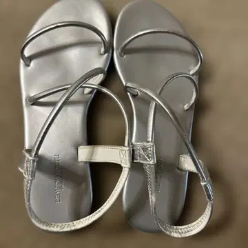 실버 샌들 사이즈 37