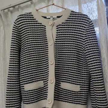 스트라이프 가디건 긴팔 버튼 포함