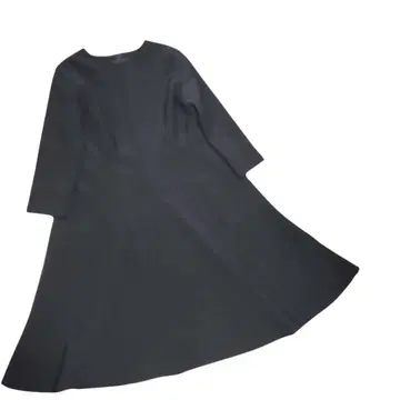 라벨 컬렉션 베이직 블랙 원피스 종아리 기장 L