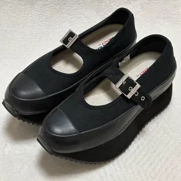 CONVERSE 통굽 멜리 제인 스니커즈 23cm 블랙