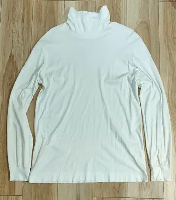 SLOANE 스론 터틀넥 티셔츠 사이즈 5 XL 상당