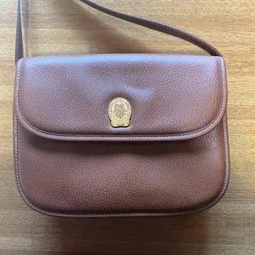 브라운 가죽 숄더백