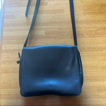 블랙 숄더백 나일론 가죽