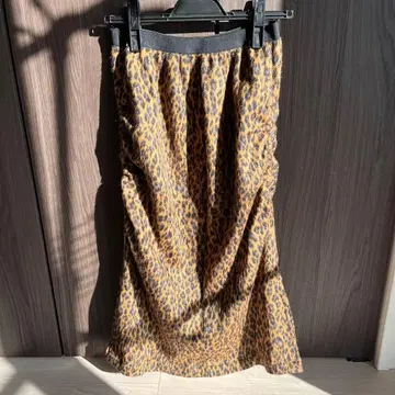 질키 Jilky 레오파드 무늬 스커트