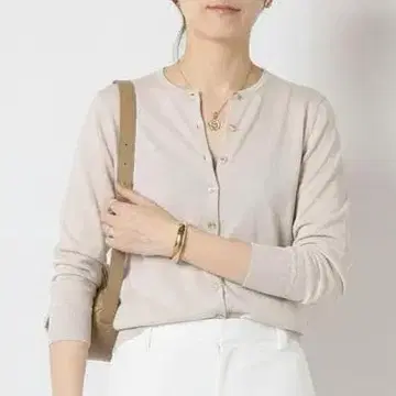 미사용급 MUSEDeuxiemeClasse 크루넥 가디건 골드 버튼